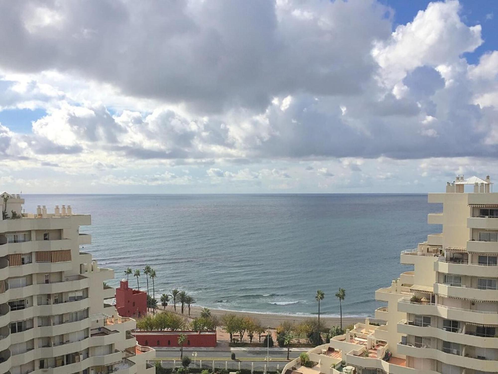 Cosy Apartment In Malaga Near The Sea Exterior photo